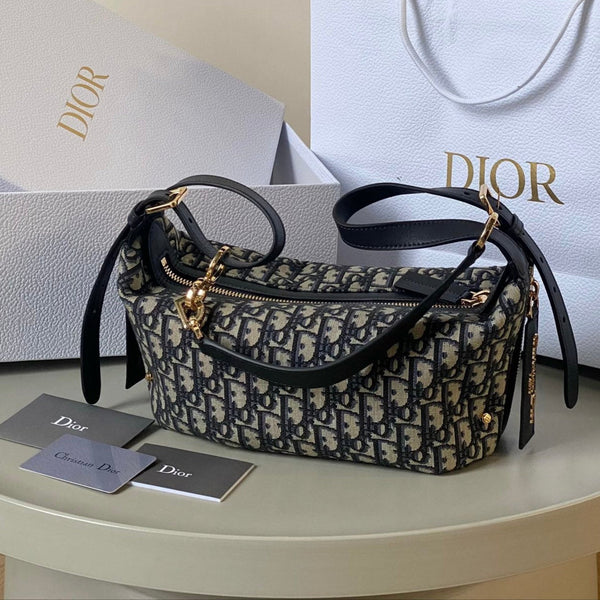 MEDIUM D-JOURNEY SHOULDER BAG 25 IN BLACK MONOGRAM OBLIQUE JACQUARD